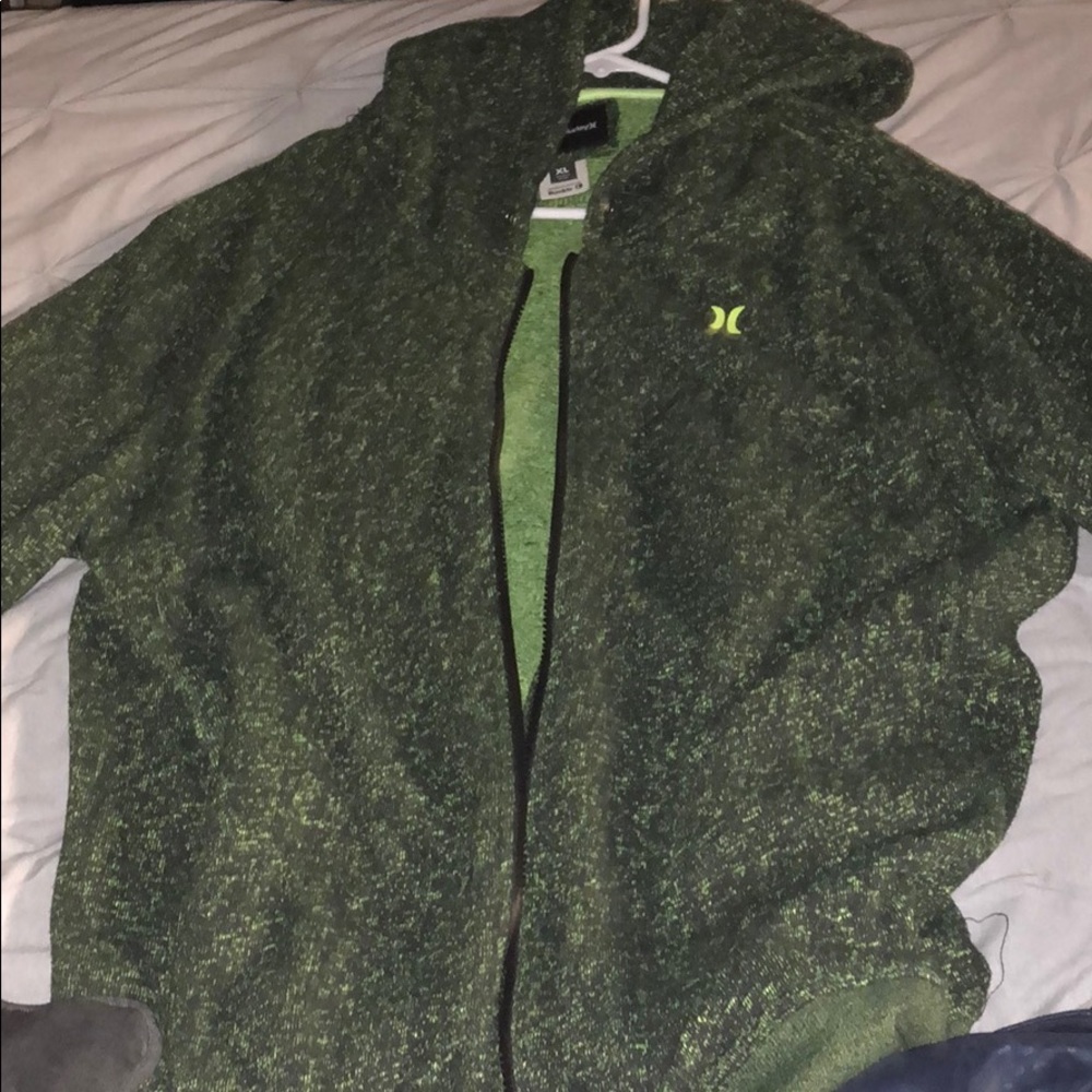 Hurly zip up